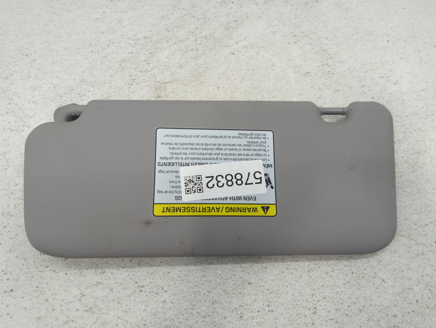2018-2021 Hyundai Kona Sun Visor Shade Replacement Passenger Right Mirror Fits Fits 2018 2019 2020 2021 OEM Used Auto Parts