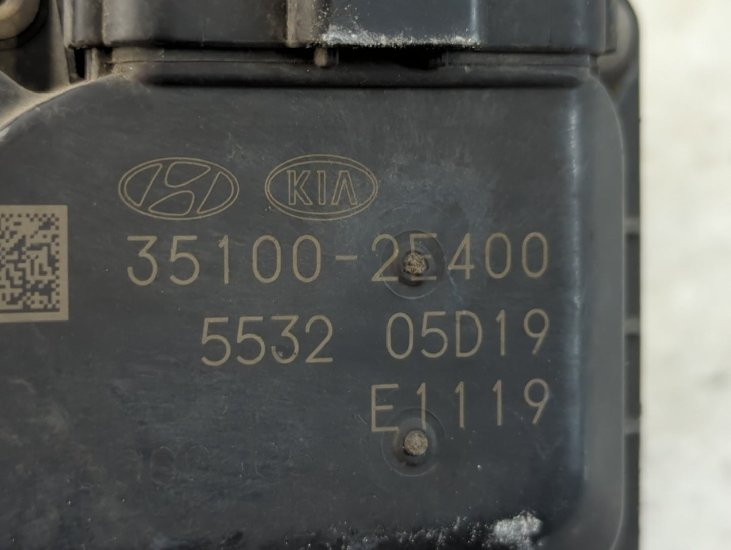 2018-2021 Hyundai Kona Throttle Body P/N:35100-2E400 Fits Fits 2012 2013 2014 2015 2016 2018 2019 2020 2021 OEM Used Auto Pa