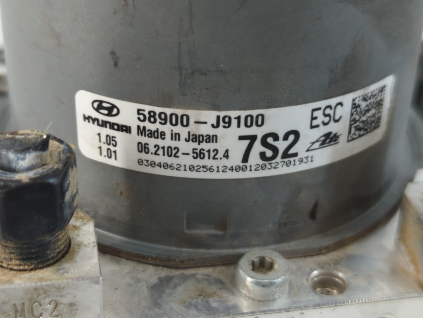 2018-2021 Hyundai Kona ABS Pump Control Module Replacement P/N:58900-J9100 Fits Fits 2018 2019 2020 2021 OEM Used Auto Parts