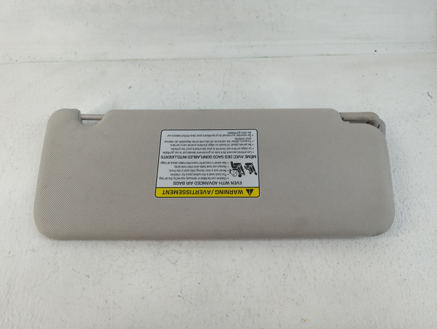 2020-2022 Hyundai Palisade Sun Visor Shade Replacement Driver Left Mirror Fits Fits 2020 2021 2022 OEM Used Auto Parts - Oem