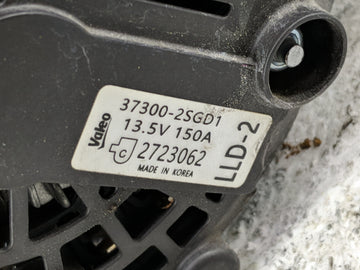 2021 Hyundai Santa Fe Alternator Replacement Generator Charging Assembly Engine OEM P/N:37300-2SGD1 Fits Fits 2022 OEM Used Auto Parts
