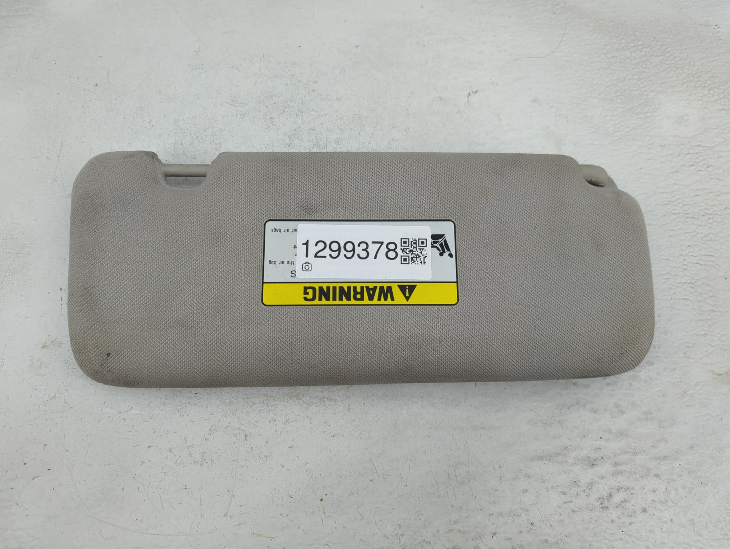 2020-2023 Hyundai Sonata Sun Visor Shade Replacement Passenger Right Mirror Fits Fits 2020 2021 2022 2023 OEM Used Auto Part