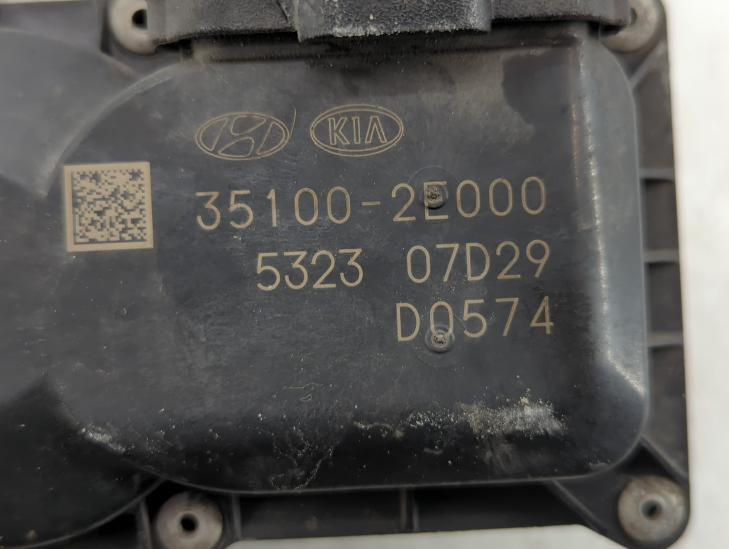 2014-2021 Hyundai Tucson Throttle Body P/N:35100-2E000 Fits Fits 2011 2012 2013 2014 2015 2016 2017 2018 2019 2020 2021 OEM