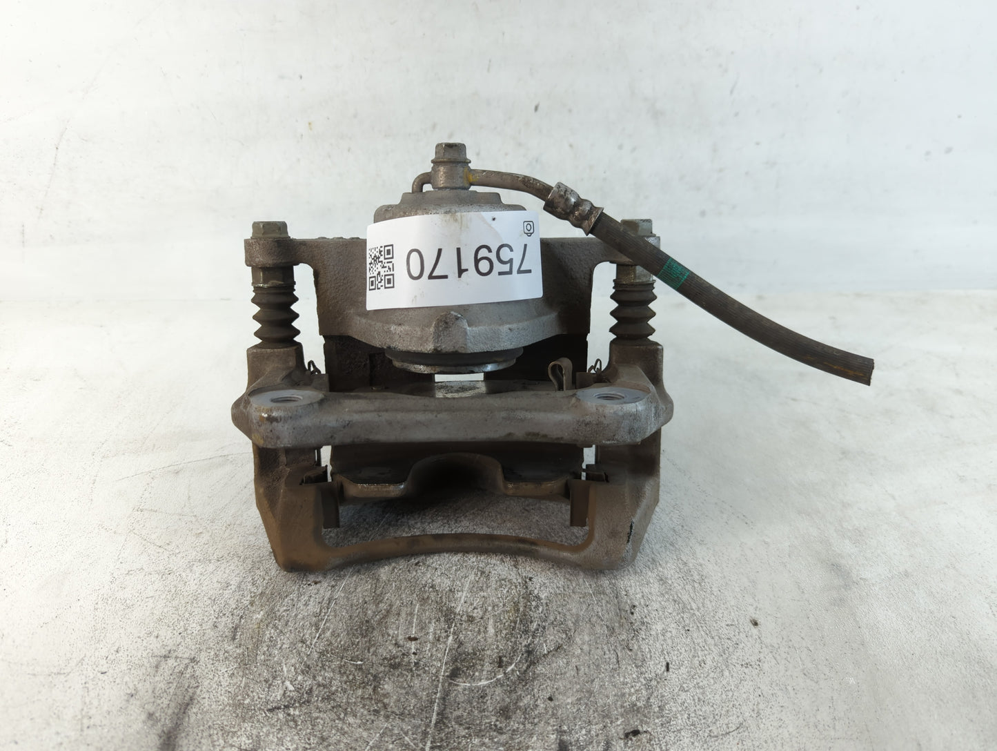 2020-2020 Hyundai Venue Front Passenger Right Brake Caliper - Oemusedautoparts1.com