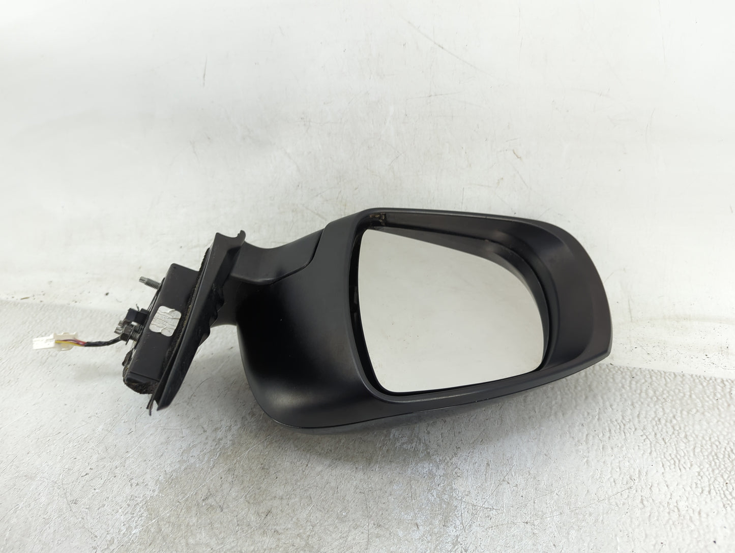 2019-2020 Infiniti Qx50 Driver Side View Mirror - Left Door Mirror OEM Used - Oemusedautoparts1.com