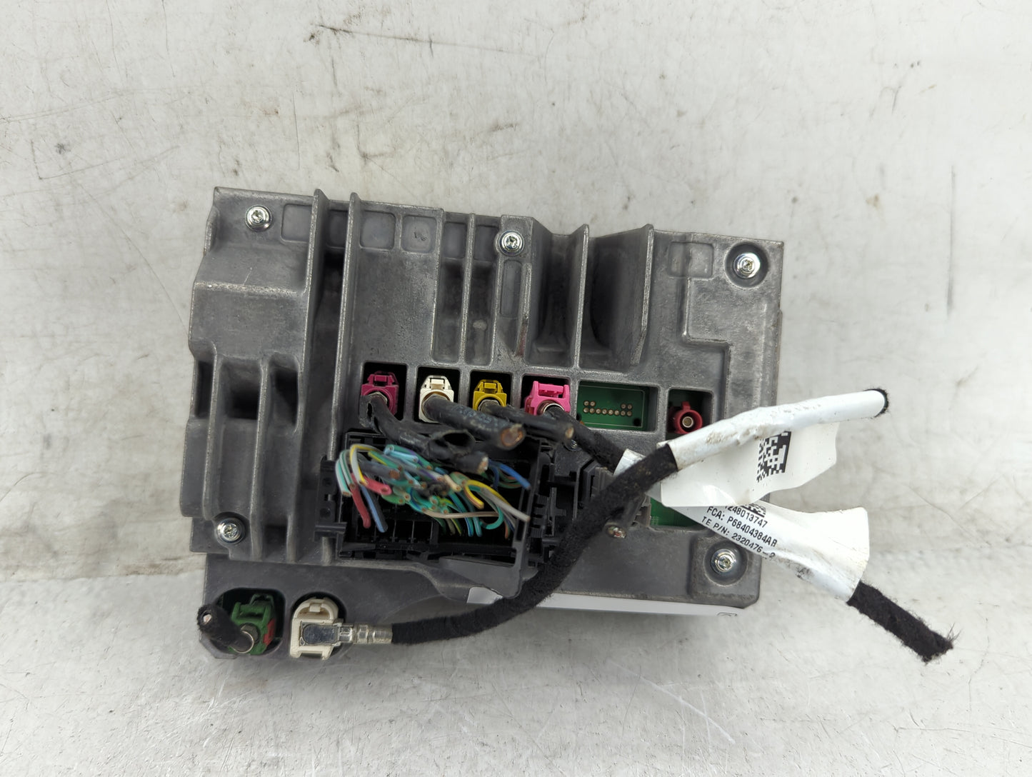 2021-2022 Jeep Grand Cherokee Radio AM FM Cd Player Receiver Replacement P/N:68520192AB P68404384AB Fits Fits 2021 2022 OEM