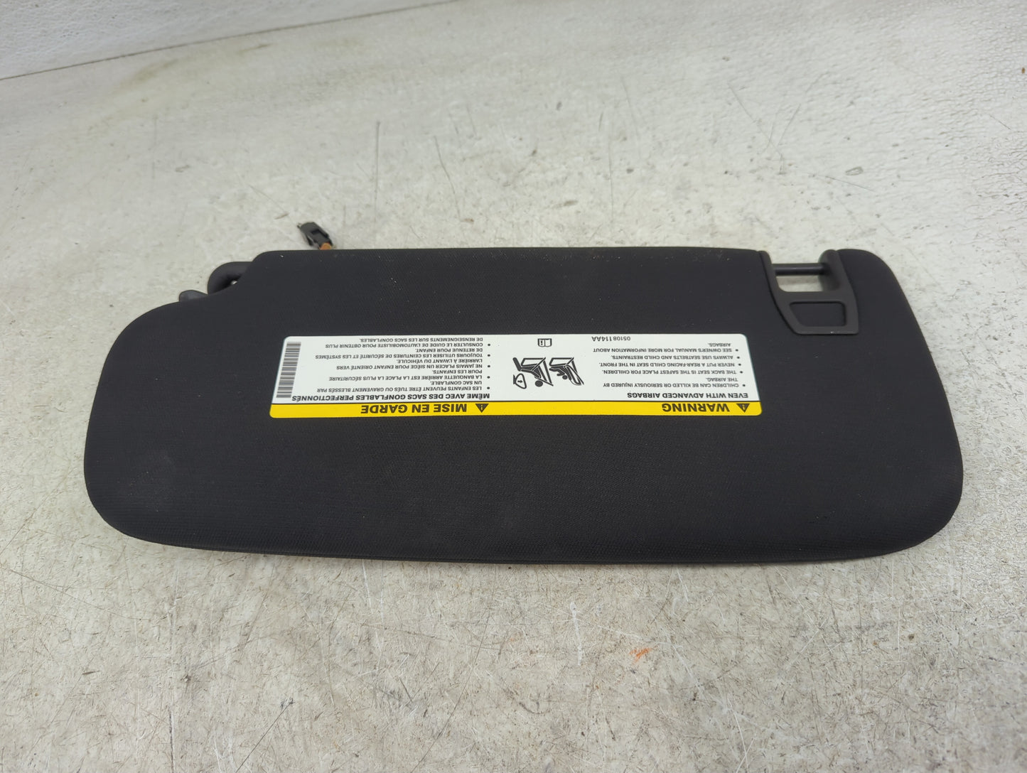 2014-2022 Jeep Grand Cherokee Sun Visor Shade Replacement Passenger Right Mirror Fits OEM Used Auto Parts - Oemusedautoparts