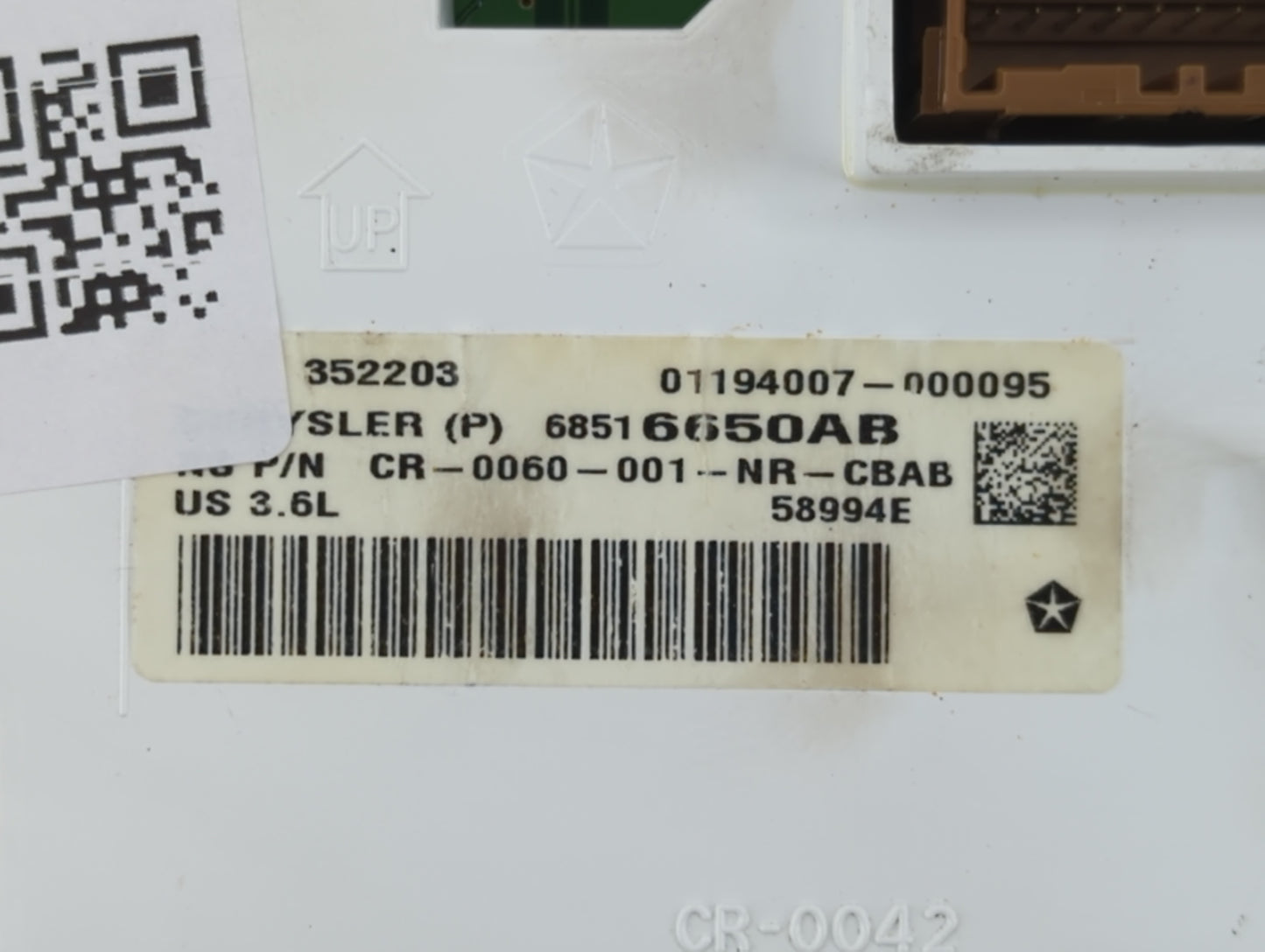 2022 Jeep Grand Cherokee Instrument Cluster Speedometer Gauges P/N:CR-0060-001-NR0CB 68516650AB Fits OEM Used Auto Parts - O