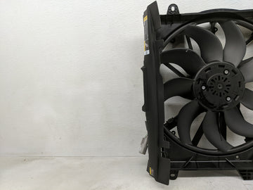 2021-2022 Jeep Wrangler Electric Radiator Cooling Fan Motor Assembly P/N:68272755AD Fits Fits 2021 2022 OEM Used Auto Parts