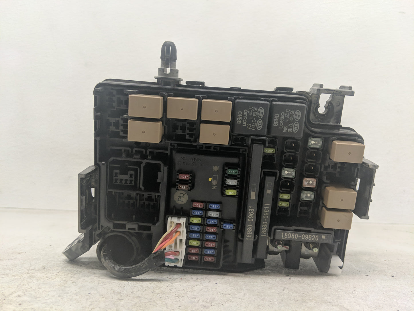 2021 Kia Forte Fusebox Fuse Box Panel Relay Module P/N:91470 M7190 Fits OEM Used Auto Parts - Oemusedautoparts1.com