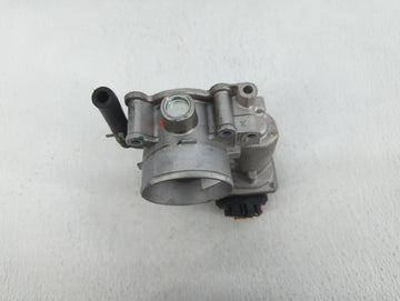 2020-2022 Kia Forte Throttle Body P/N:35100-2E710 RME60-21 Fits Fits 2020 2021 2022 OEM Used Auto Parts