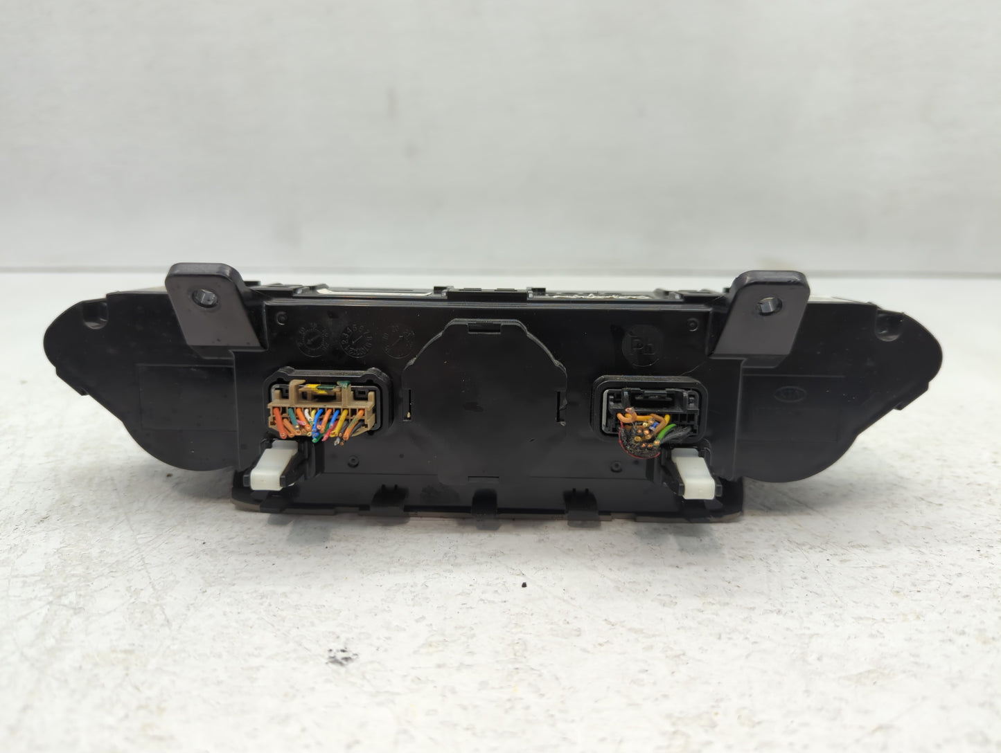 2019-2021 Kia Forte Climate Control Module Temperature AC/Heater Replacement P/N:97250-M6130GB Fits Fits 2019 2020 2021 OEM