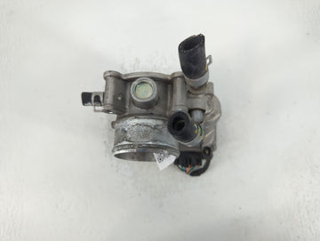 2017-2022 Kia Forte Throttle Body P/N:35100-2B340 Fits Fits 2015 2016 2017 2018 2019 2020 2021 2022 OEM Used Auto Parts