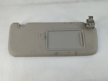 2021 Kia Sorento Sun Visor Shade Replacement Passenger Right Mirror Fits OEM Used Auto Parts