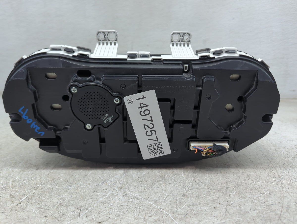 2020-2021 Kia Soul Instrument Cluster Speedometer Gauges P/N:94001-K0520 11004-439700Q Miles: Fits Fits 2020 2021 OEM Used A