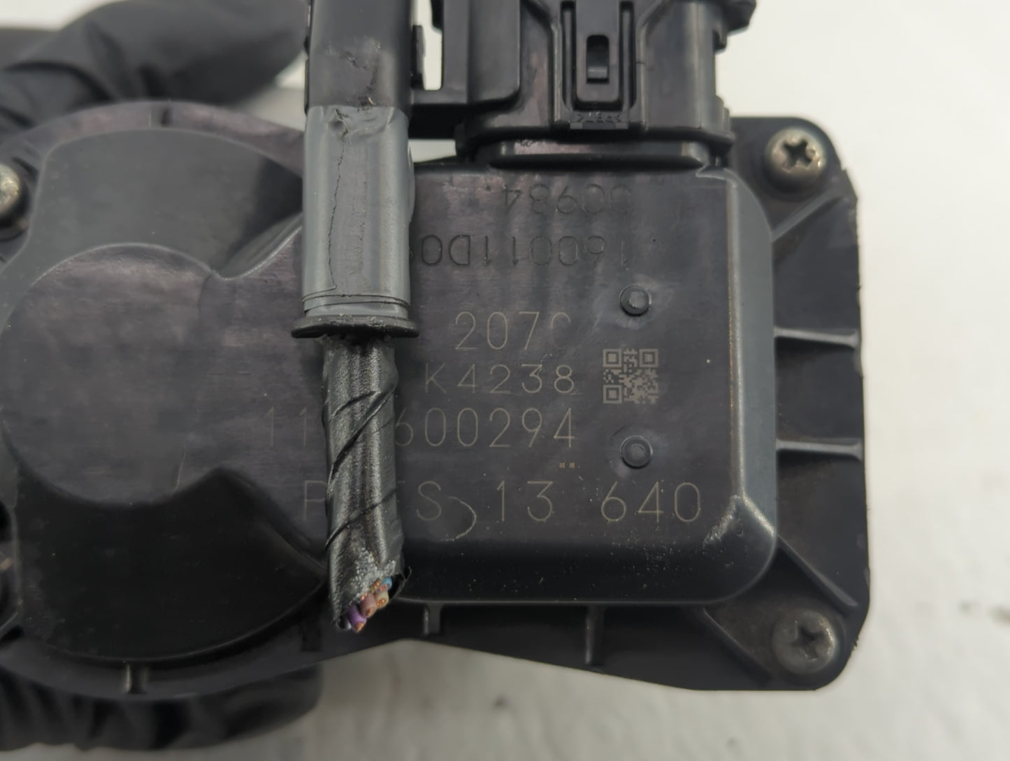 2021 Mazda 3 Throttle Body P/N:11B2600327 1D0501757, PYFS 13 640, 12C1900334 Fits OEM Used Auto Parts - Oemusedautoparts1.co