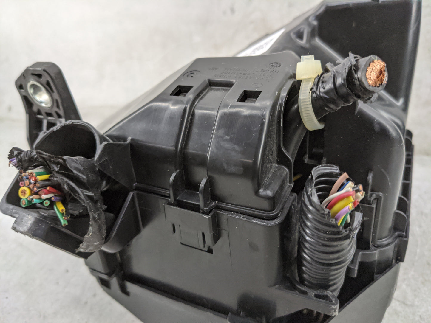 2020-2022 Mazda Cx-30 Fusebox Fuse Box Panel Relay Module P/N:BCKA-66767 BCKA-66767 K7005 Fits Fits 2020 2021 2022 OEM Used