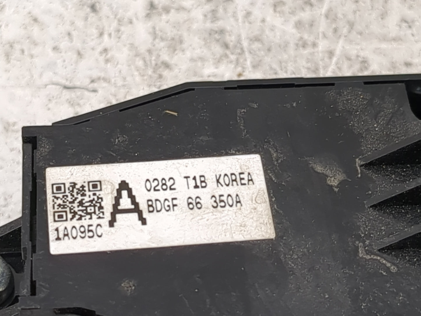 2020-2022 Mazda Cx-30 Master Power Window Switch Replacement Driver Side Left P/N:BDGF 66 350A Fits Fits 2019 2020 2021 2022