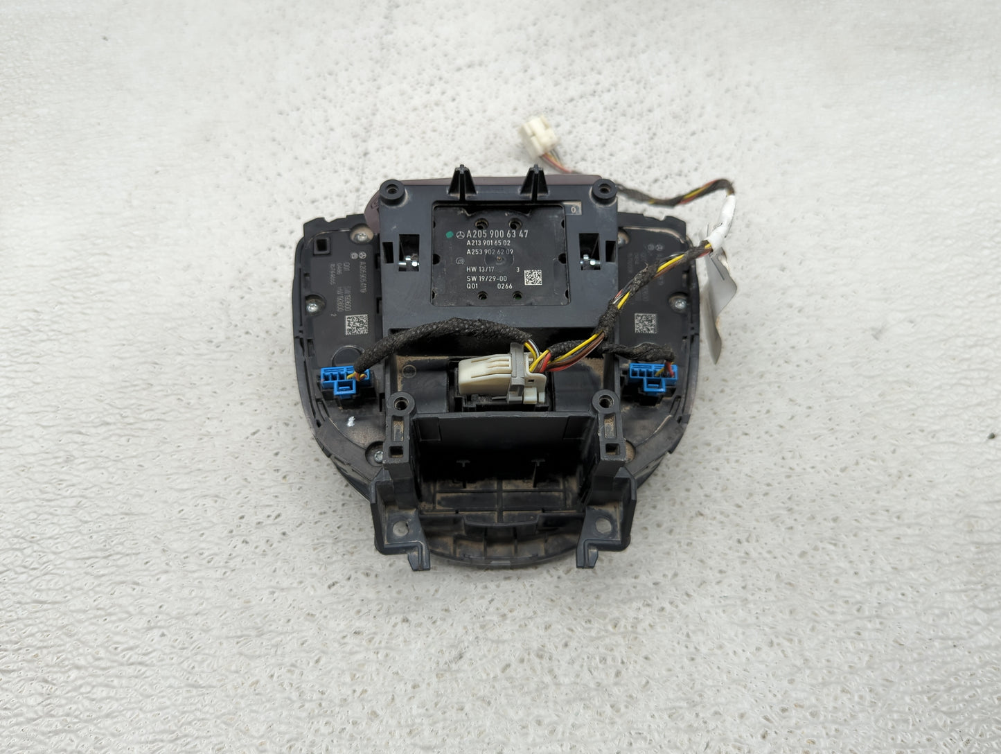 2021 Mercedes-Benz Cclass Radio AM FM Cd Player Receiver Replacement P/N:A2059006347 A2139016502, A2539026209 Fits OEM Used