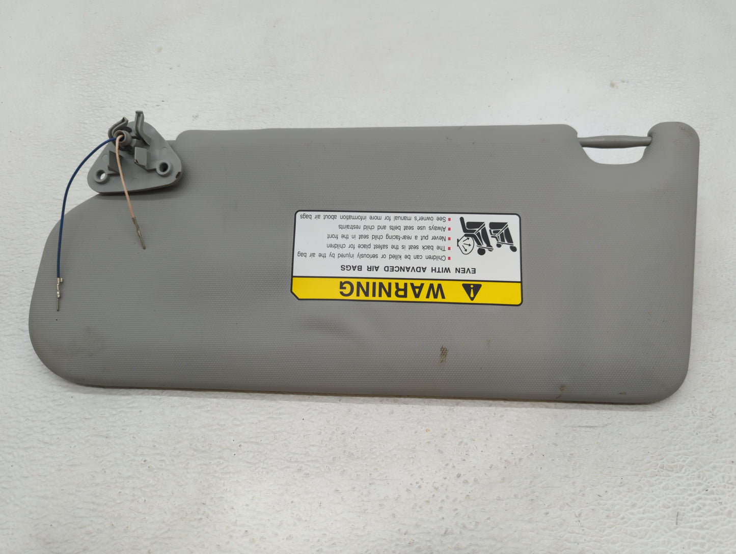 2021 Mitsubishi Outlander Sport Sun Visor Shade Replacement Driver Left Mirror Fits OEM Used Auto Parts - Oemusedautoparts1.