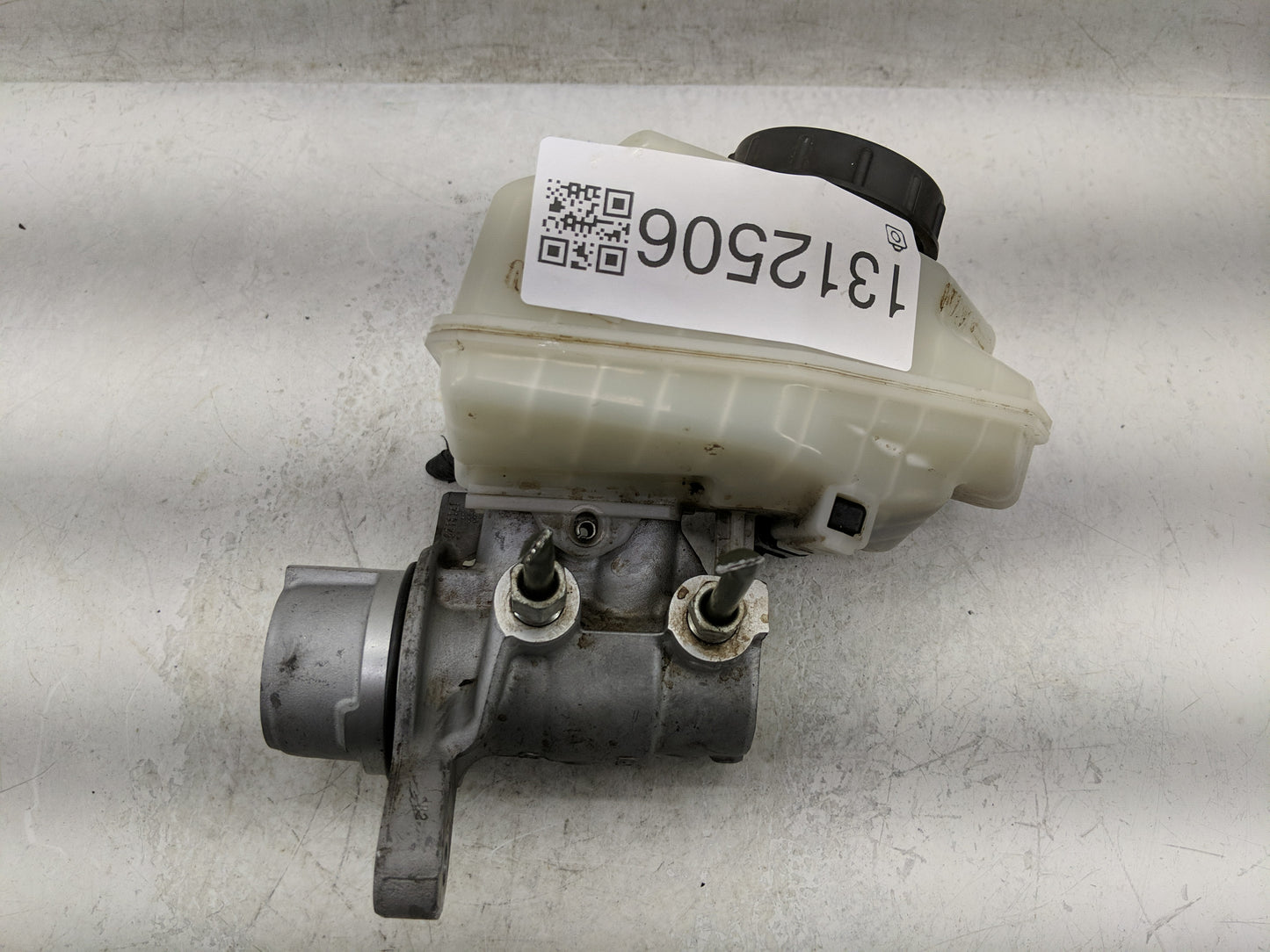 2019-2022 Nissan Altima Brake Master Cylinder 1312506 - Oemusedautoparts1.com