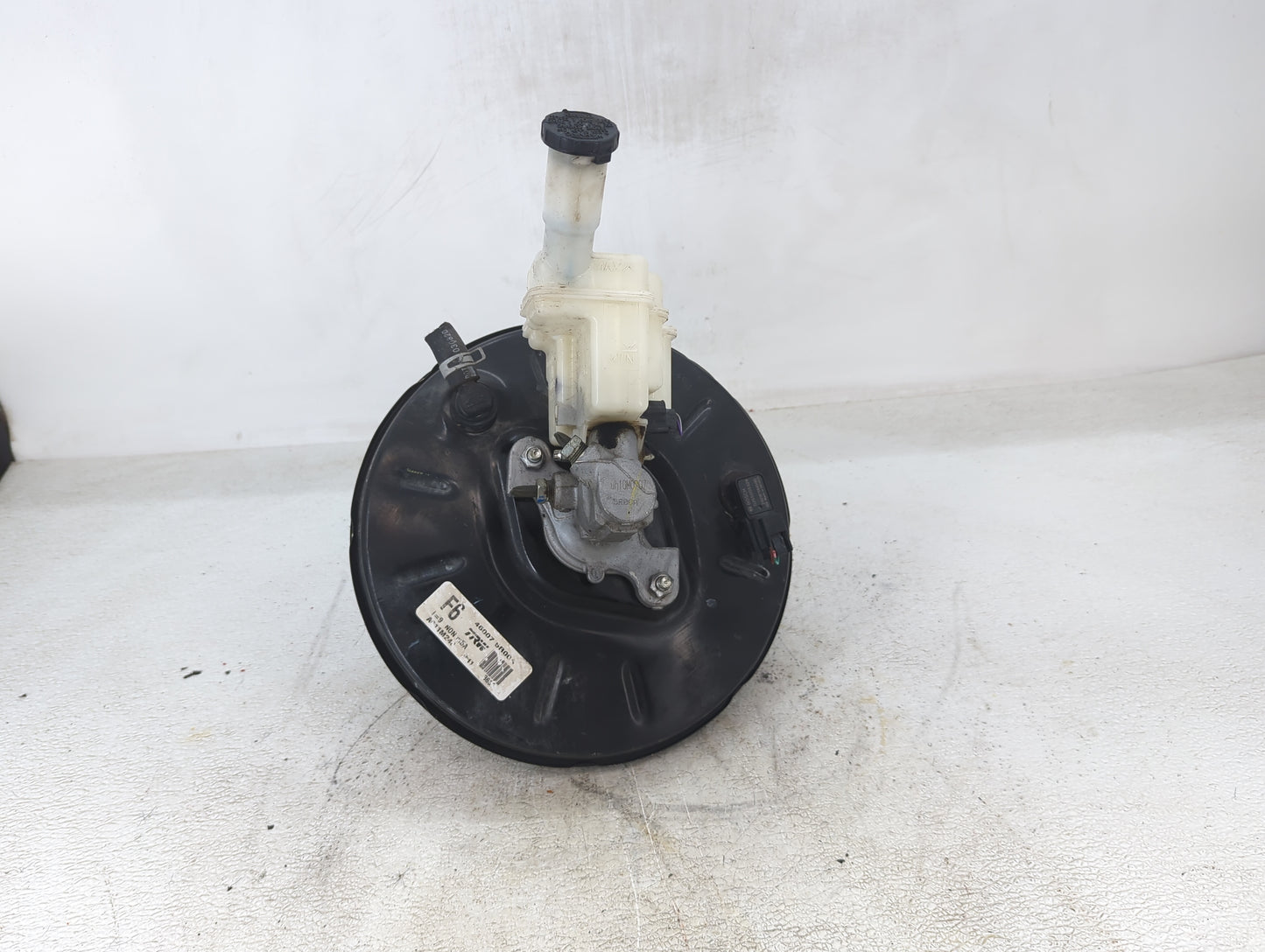 2021-2021 Nissan Kicks Power Brake Booster Oem - Oemusedautoparts1.com
