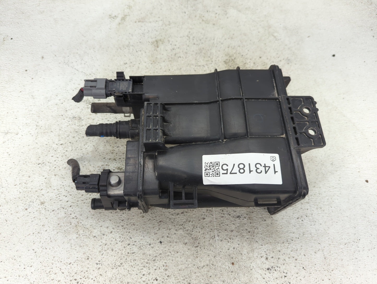 2021 Nissan Kicks Fuel Vapor Charcoal Canister 1431875 - Oemusedautoparts1.com