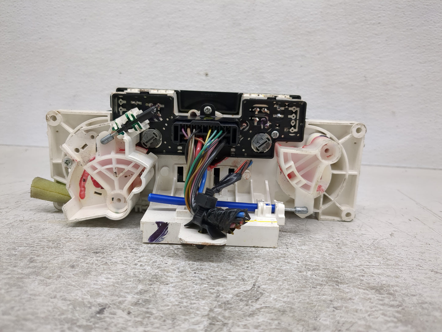 2021 Nissan Nv200 Climate Control Module Temperature AC/Heater Replacement Fits OEM Used Auto Parts - Oemusedautoparts1.com