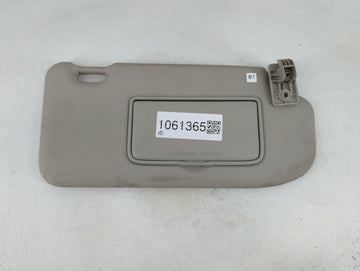 2019-2022 Nissan Rogue Sport Sun Visor Shade Replacement Passenger Right Mirror Fits Fits 2019 2020 2021 2022 OEM Used Auto Parts