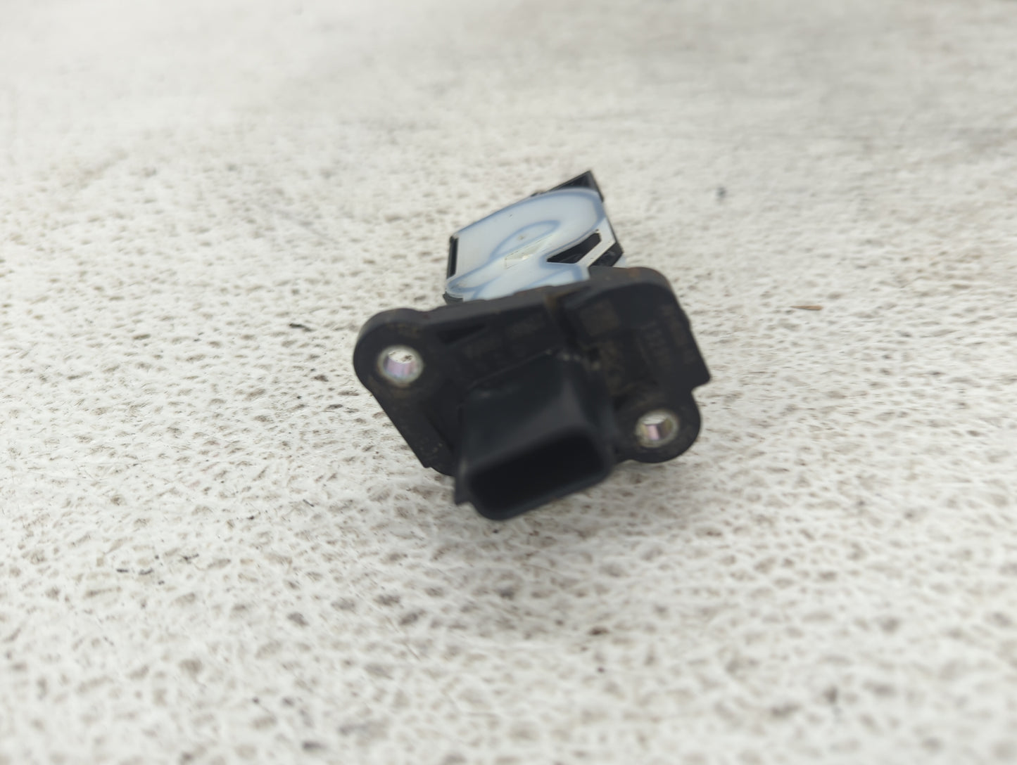2017-2022 Nissan Rogue Sport Mass Air Flow Meter Maf 1485381 - Oemusedautoparts1.com