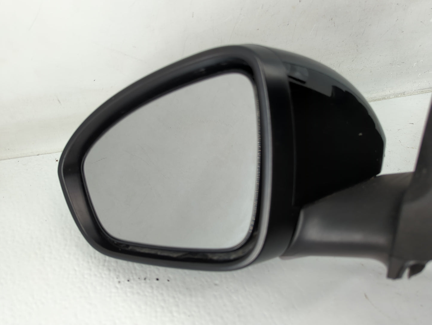 2020-2022 Nissan Sentra Passenger Side View Mirror - Right Door Mirror OEM Used - Oemusedautoparts1.com