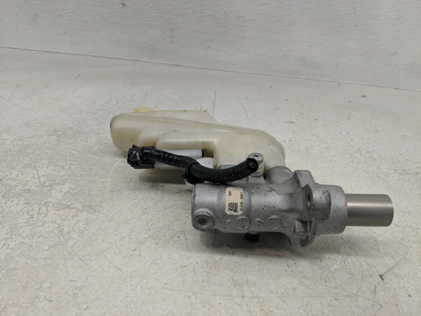 2020-2021 Nissan Sentra Brake Master Cylinder 1312074 - Oemusedautoparts1.com