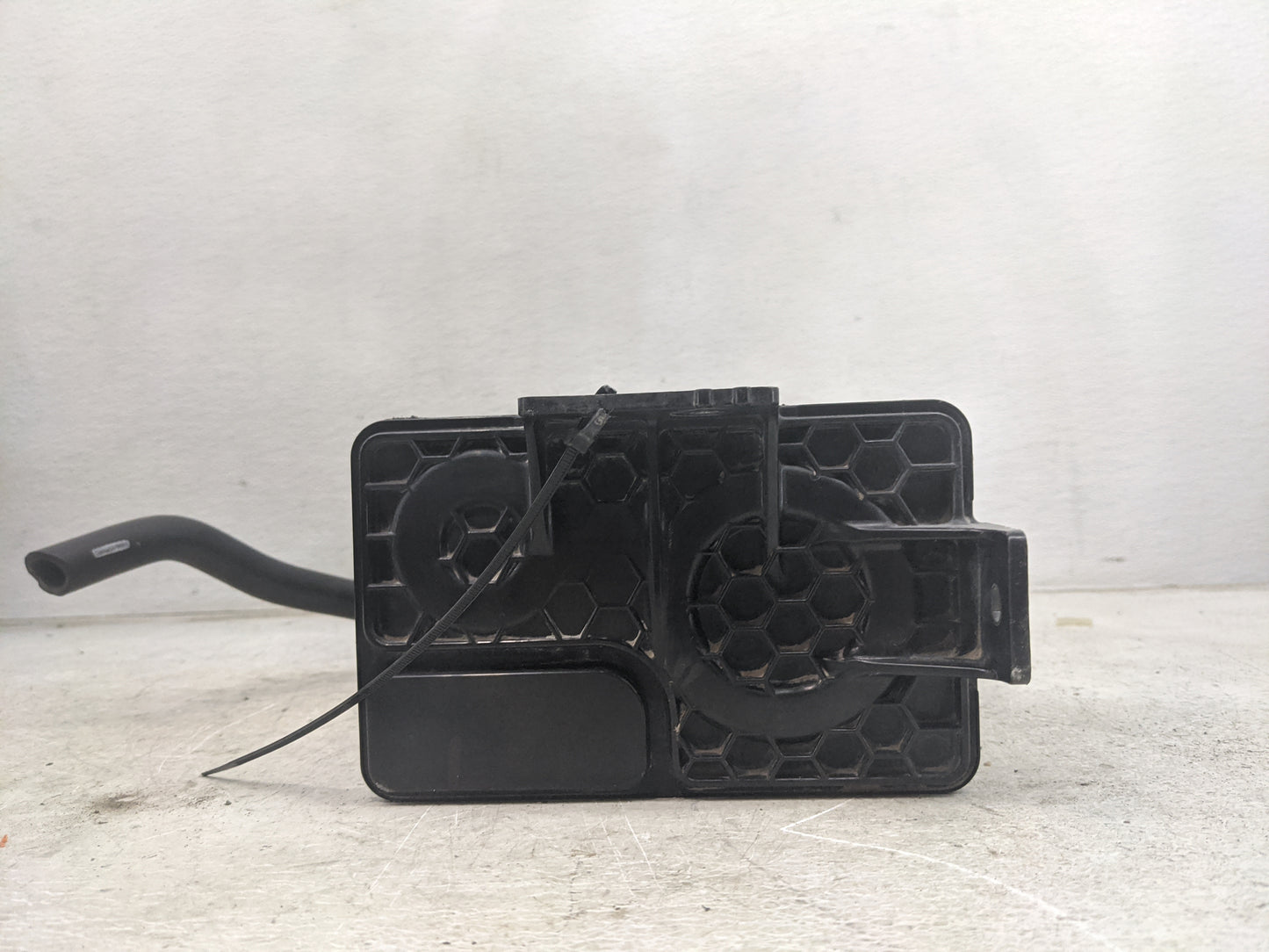 2021 Nissan Versa Fuel Vapor Charcoal Canister 1462109 - Oemusedautoparts1.com