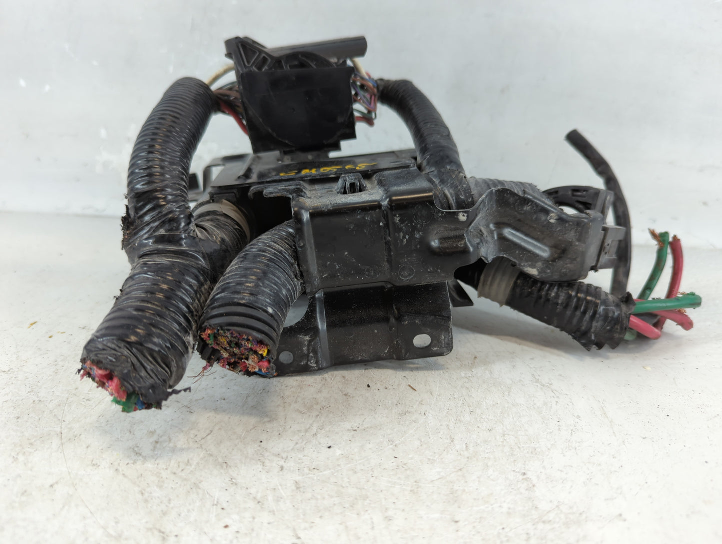 2020-2022 Nissan Versa Fusebox Fuse Box Panel Relay Module P/N:5RL0A Fits Fits 2020 2021 2022 OEM Used Auto Parts - Oemuseda