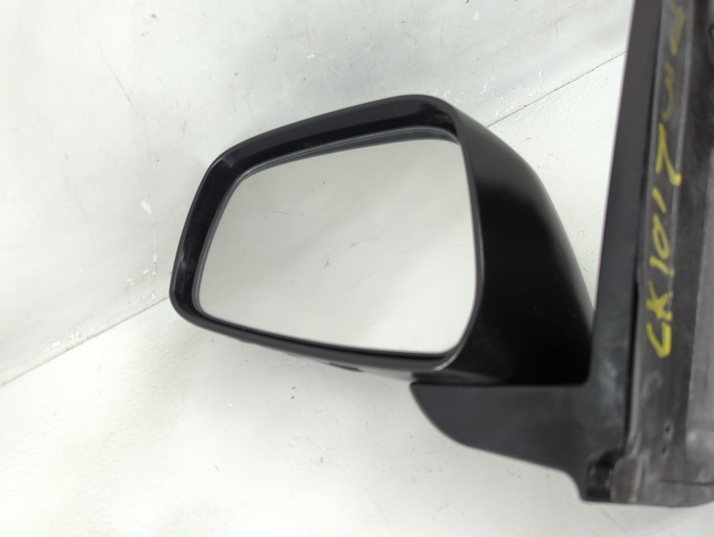 2021 Nissan Xterra Side Mirror Replacement Driver Left View Door Mirror P/N:96302 9BC9A Fits OEM Used Auto Parts - Oemusedau