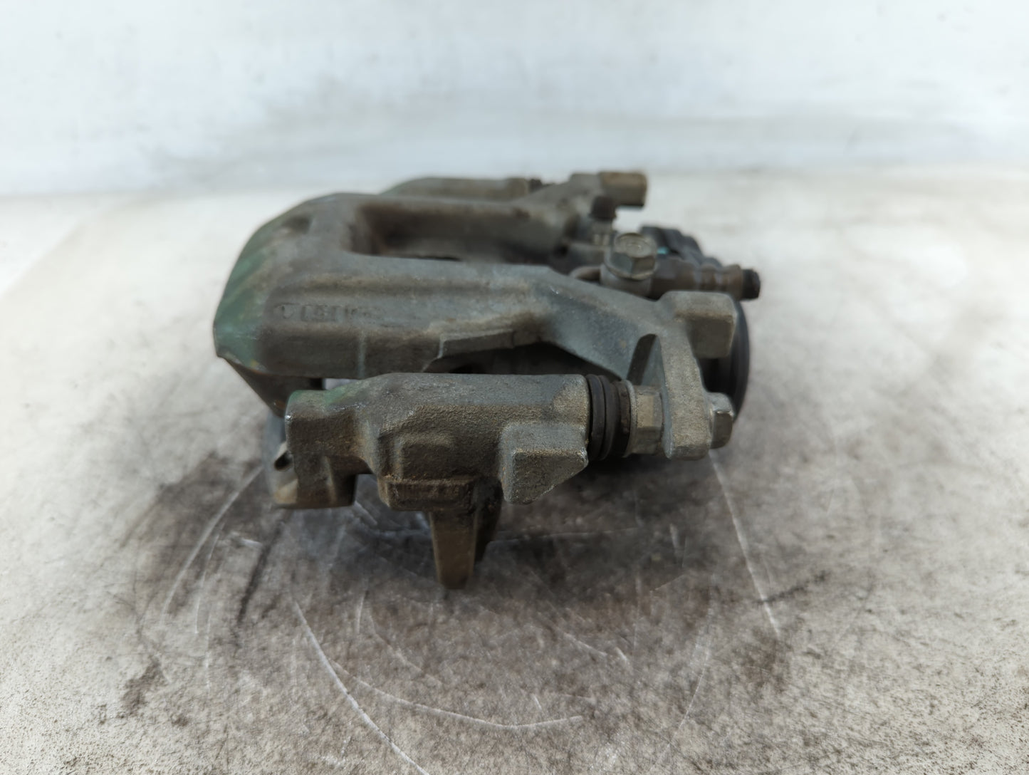2018-2022 Toyota Camry Front Driver Left Brake Caliper - Oemusedautoparts1.com