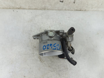 2019-2022 Toyota Corolla Throttle Body P/N:22030-24010 Fits Fits 2019 2020 2021 2022 OEM Used Auto Parts