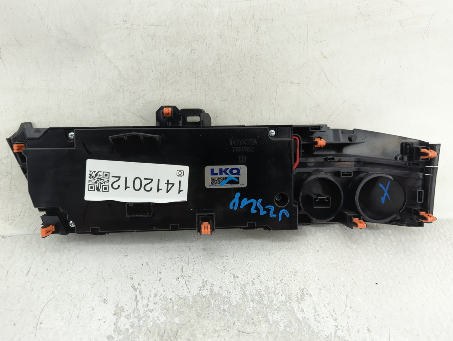 2021 Toyota Tacoma Temperature Control Module 75h452 - Oemusedautoparts1.com