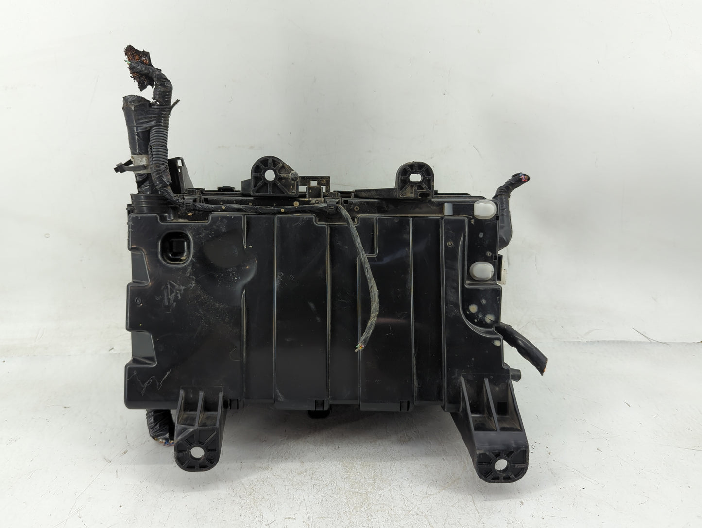 2021 Toyota Tundra Fusebox Fuse Box Panel Relay Module P/N:82661-0C321 Fits OEM Used Auto Parts - Oemusedautoparts1.com
