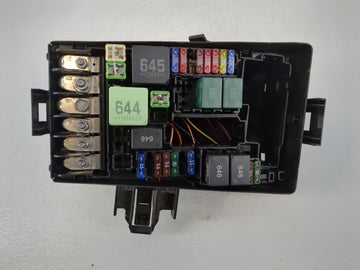 2019-2021 Volkswagen Jetta Fusebox Fuse Box Panel Relay Module P/N:5Q0 907 361 F Fits Fits 2019 2020 2021 OEM Used Auto Parts