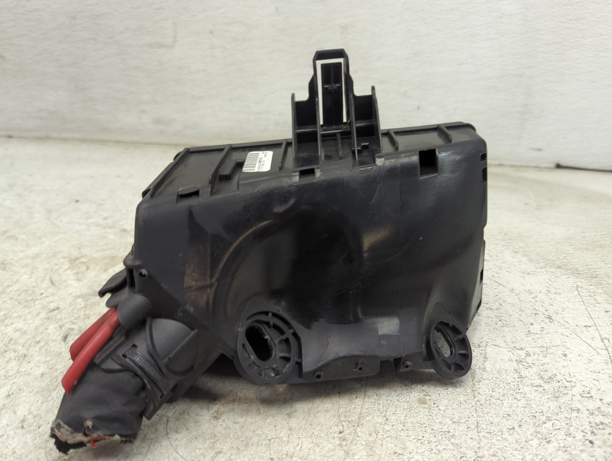 2018-2022 Volkswagen Tiguan Fusebox Fuse Box Panel Relay Module P/N:X41WH05 Fits Fits 2015 2016 2017 2018 2019 2020 2021 202