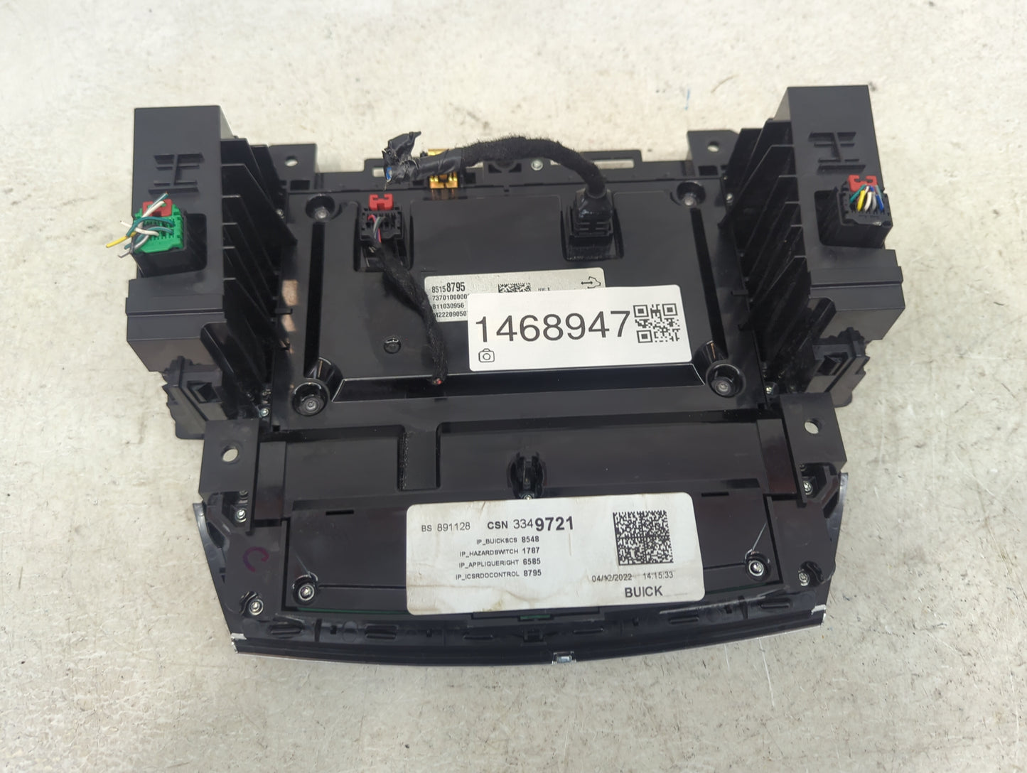 2022 Buick Enclave Radio AM FM Cd Player Receiver Replacement P/N:84401787 10133481 Fits OEM Used Auto Parts - Oemusedautopa