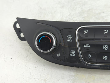 2018-2021 Chevrolet Malibu Climate Control Module Temperature AC/Heater Replacement P/N:84684288 Fits Fits 2018 2019 2020 2021 OEM Used Auto Parts