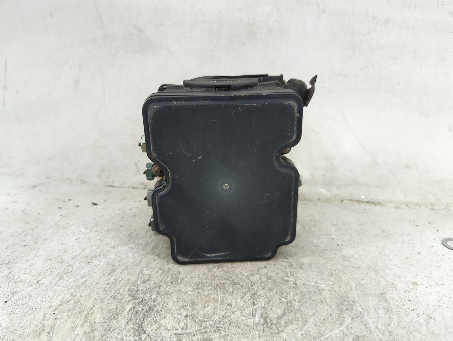 2019-2021 Chevrolet Malibu ABS Pump Control Module Replacement P/N:0265557 0265296333, 24504020000000X Fits Fits 2019 2020 2