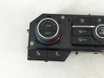 2022 Chevrolet Silverado 1500 Climate Control Module Temperature AC/Heater Replacement P/N:85580561 Fits Fits 2021 OEM Used Auto Parts
