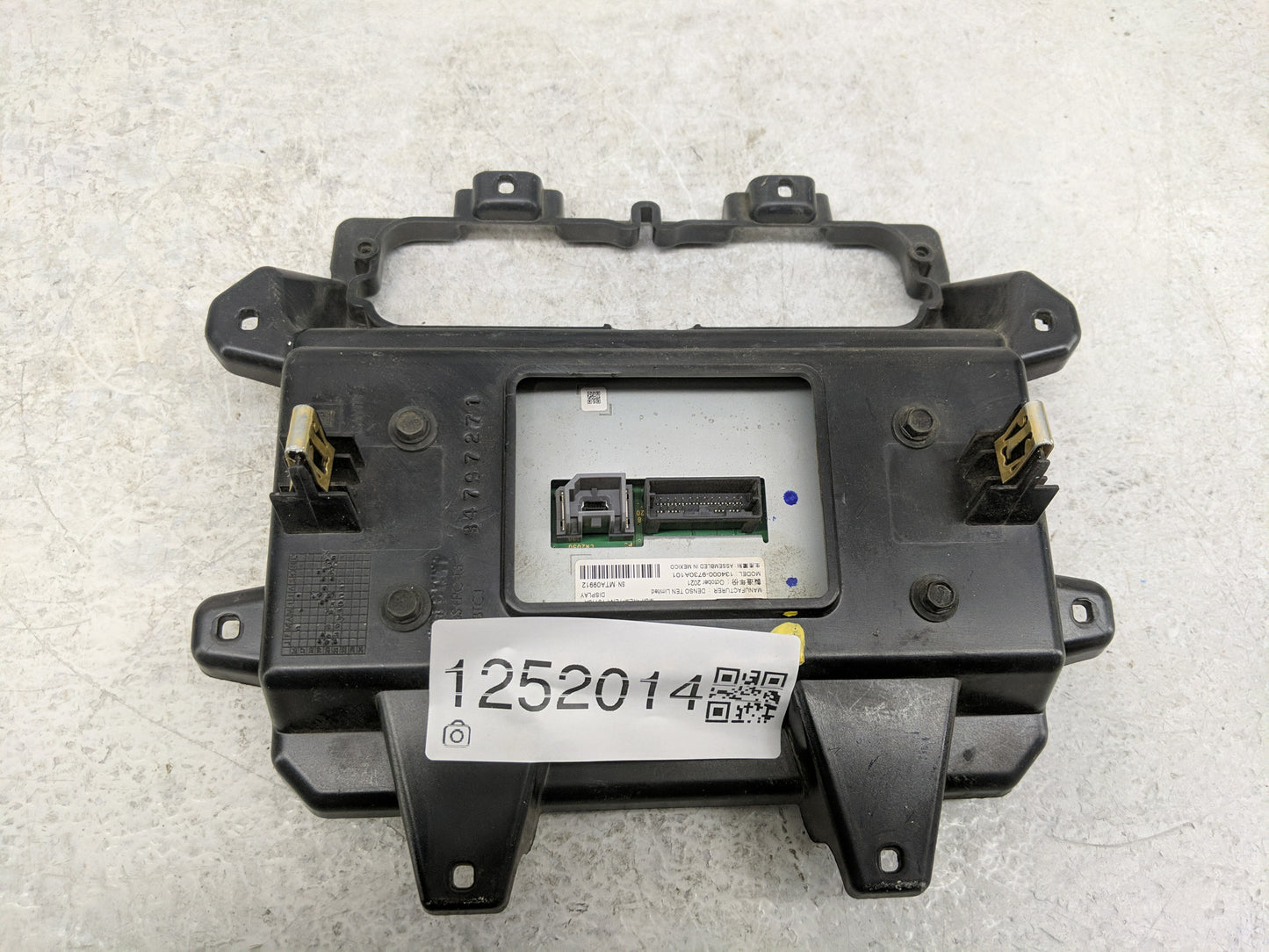 2020-2022 Chevrolet Silverado 1500 Information Display Screen - Oemusedautoparts1.com