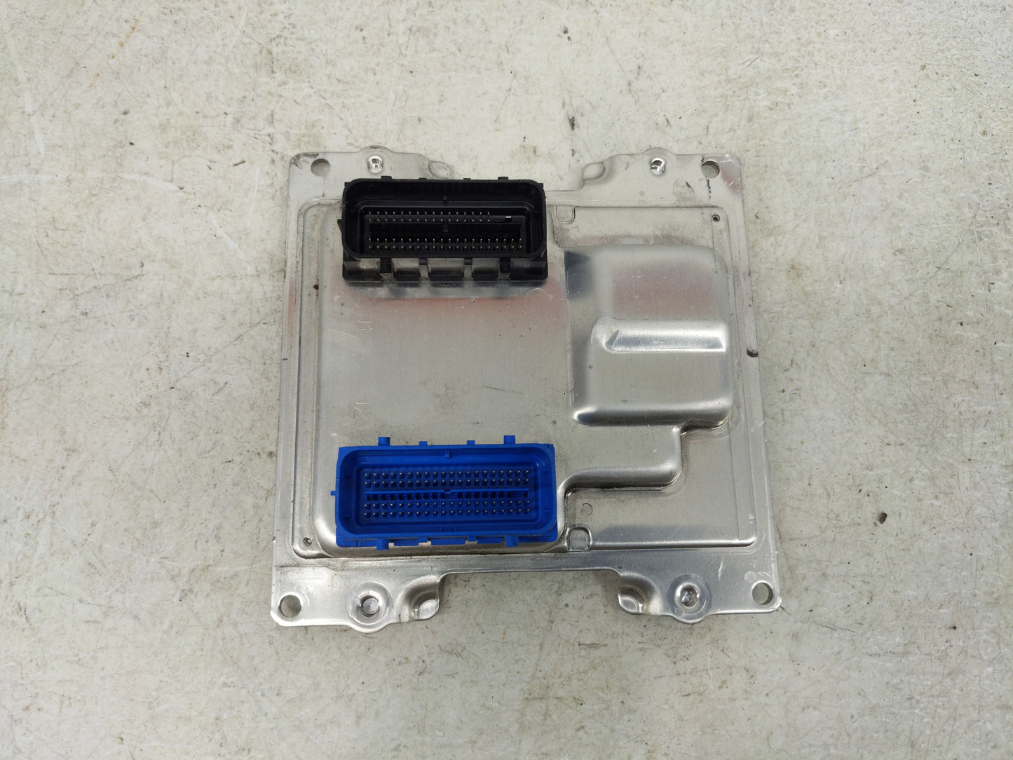 2019-2022 Chevrolet Spark PCM Engine Control Computer ECU ECM PCU OEM P/N:812857993 12710190 Fits Fits 2019 2020 2021 2022 O