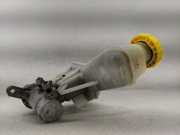 2020-2022 Chrysler Voyager Brake Master Cylinder