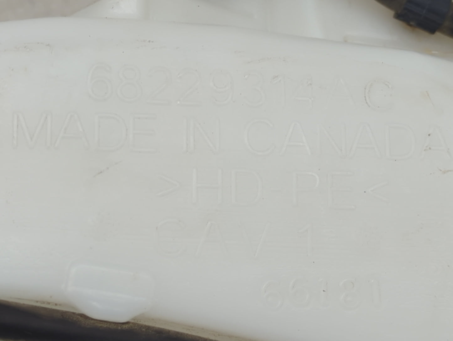 2020-2022 Chrysler Voyager Windshield Washer Fluid Reservoir Bottle Oem - Oemusedautoparts1.com