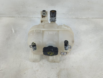 2020 Chrysler Voyager Radiator Coolant Overflow Expansion Tank Bottle 1433254